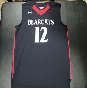 University of Cincinnati Bearcats basketball jersey. 🏀